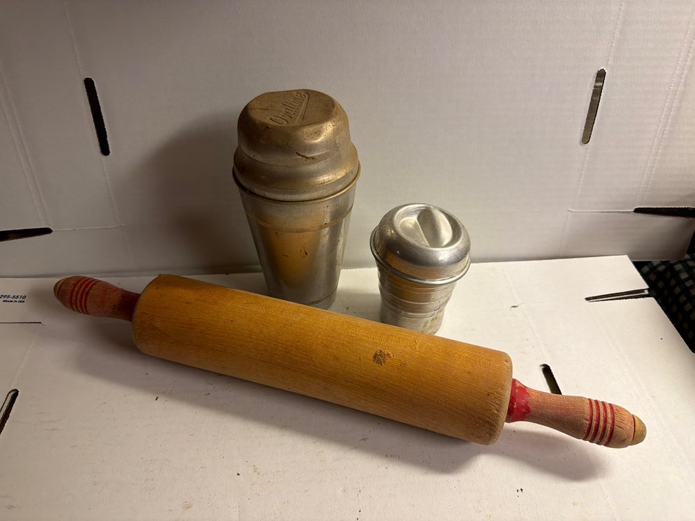 Aluminum Shaker, Measuring Cup, Rolling Pin