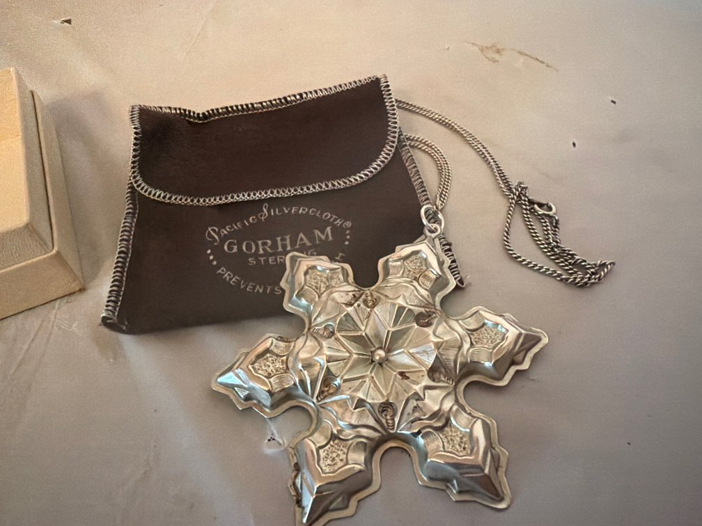 Gorham Sterling Christmas 1975 Necklace
