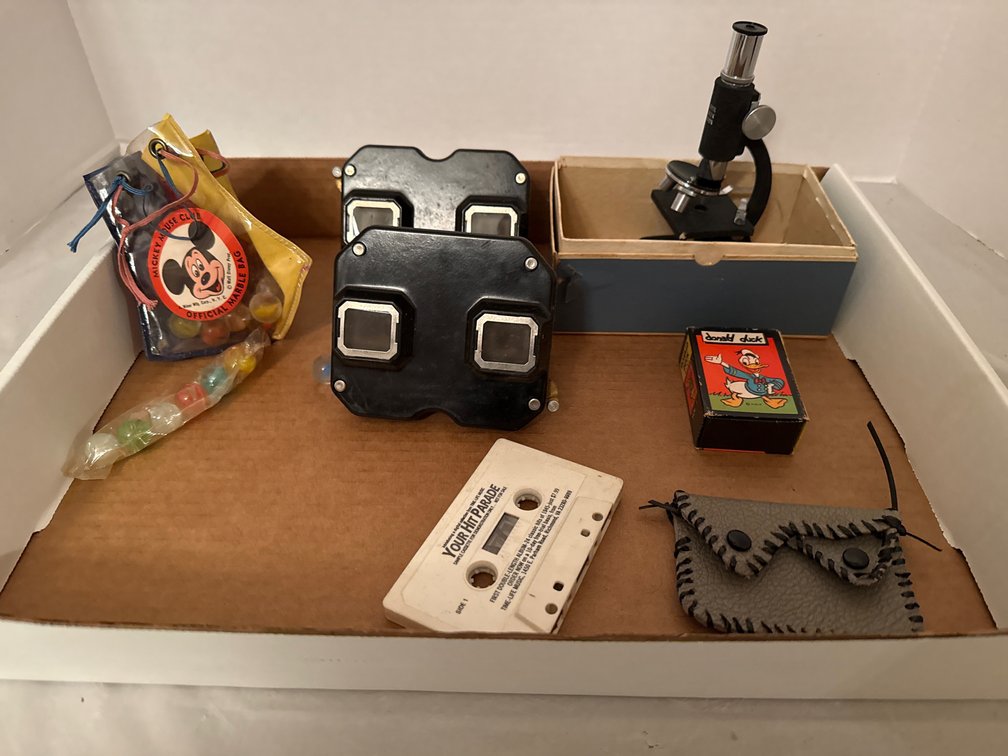 Marbles, Playing Cards, Vintage 3D Stereoscopic Image Viewer, and More