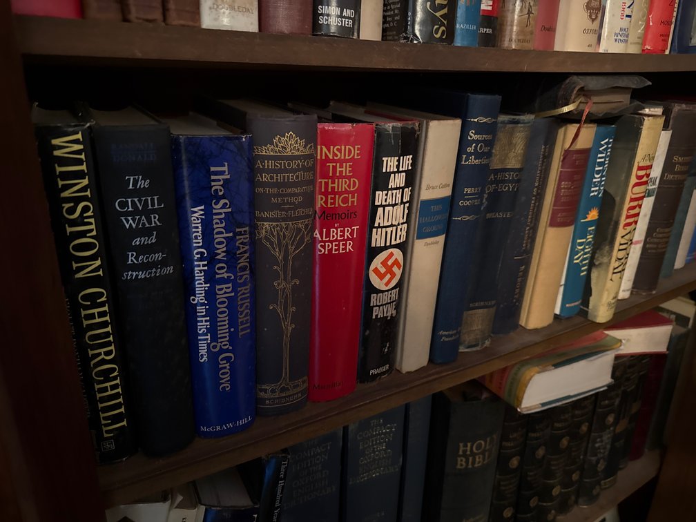 Books Contents of Shelf