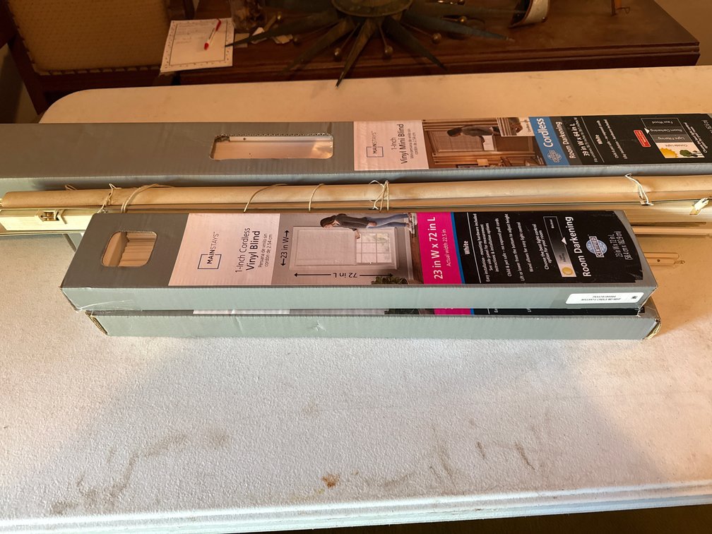 Variety Vinyl Mini Blinds.