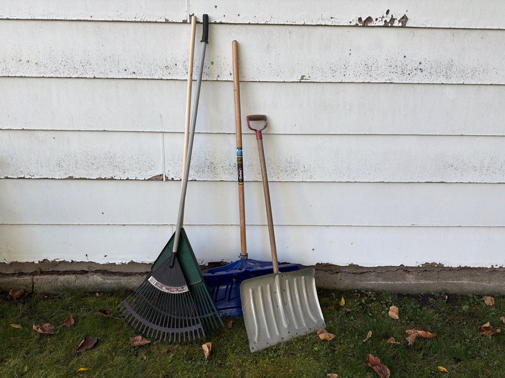 Shovels & Rakes