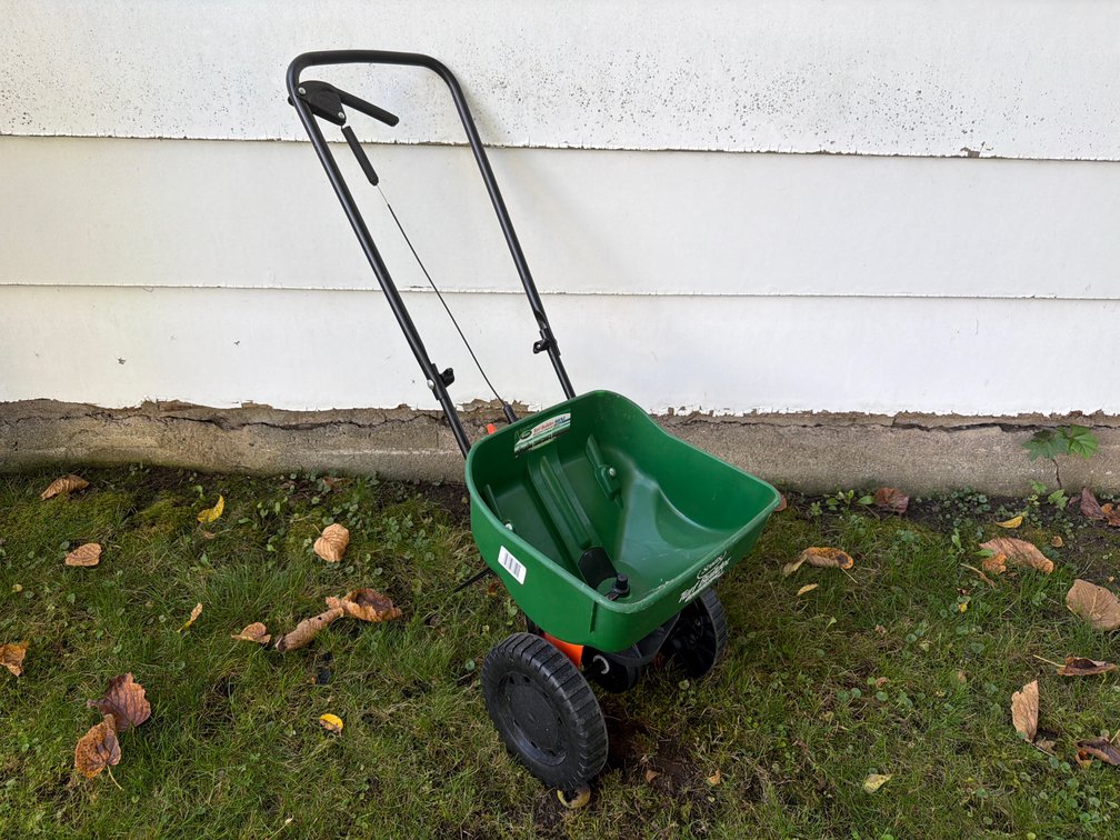 Scotts Spreader