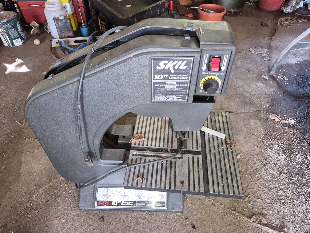 Skil 10" Band Saw-Needs Blade