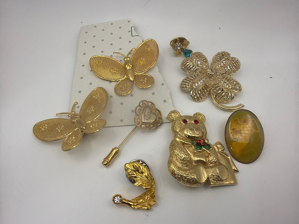 Gold Tone Pins