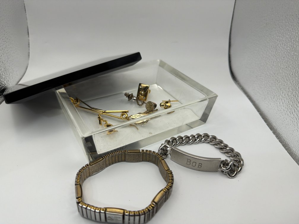 Tie Clips, ID Bracelet (Bob), Magnetic Bracelet in Glass Trinket Box
