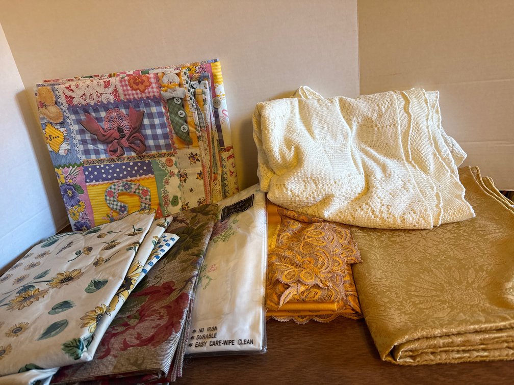 Variety Of Tablecloths