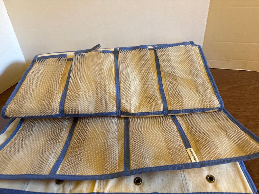 Hanging Mesh Pocket Organizer