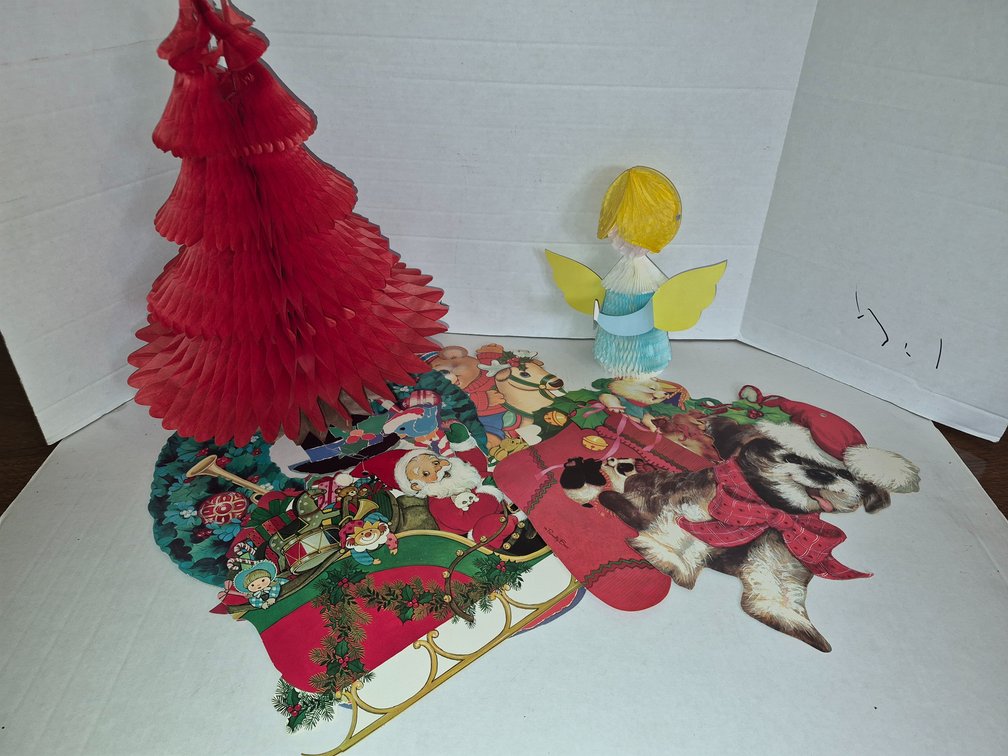 Vintage Christmas Die-cut & Honey Comb Decorations