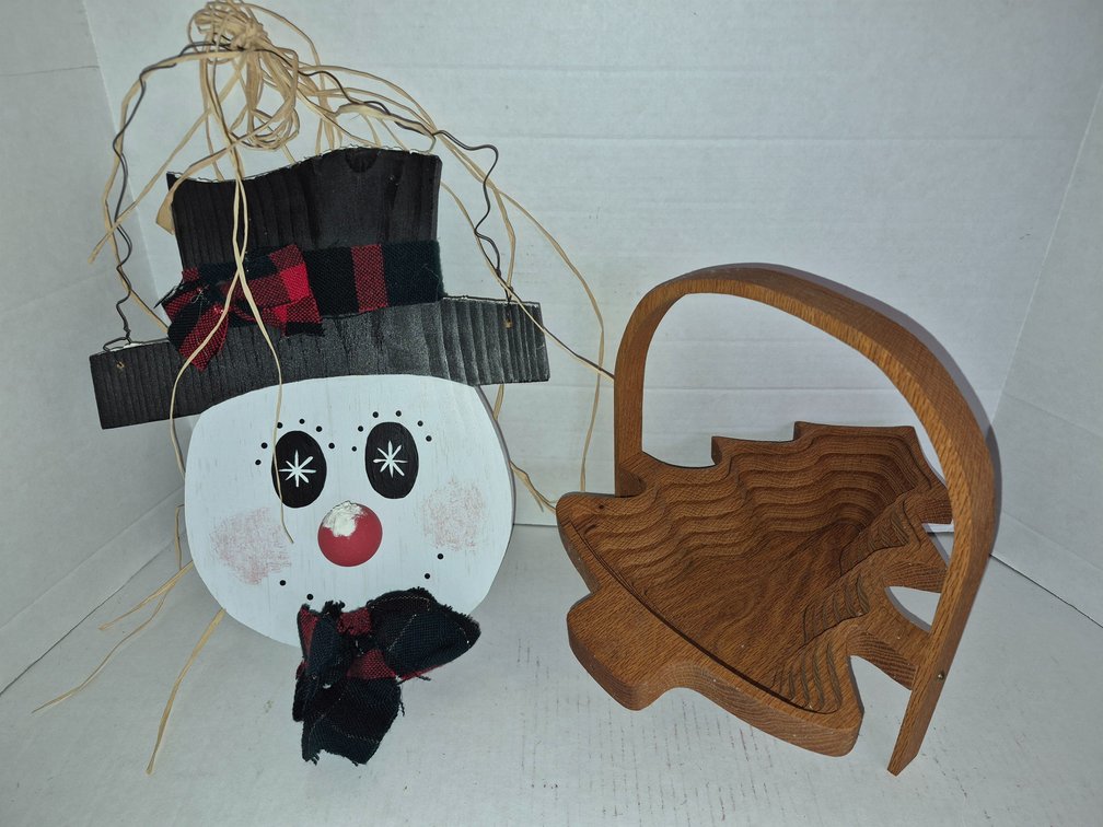 Wood Snowman Hanging & Tree Basket