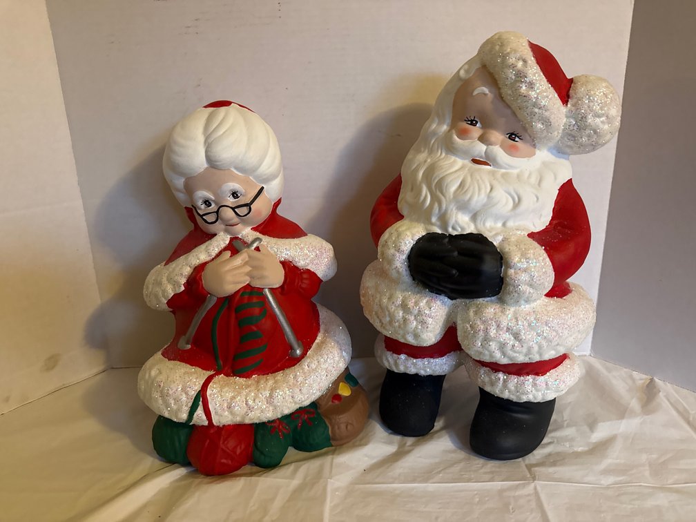 Ceramic Mr. And Mrs. Santa Claus