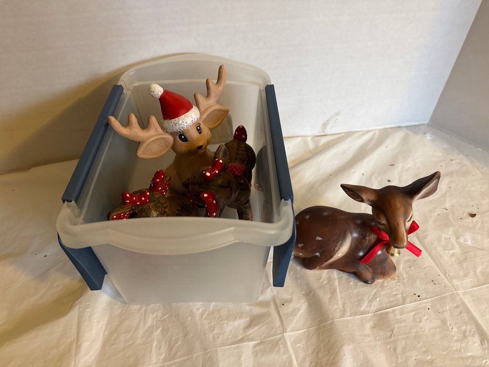 Tote with Ceramic Deer