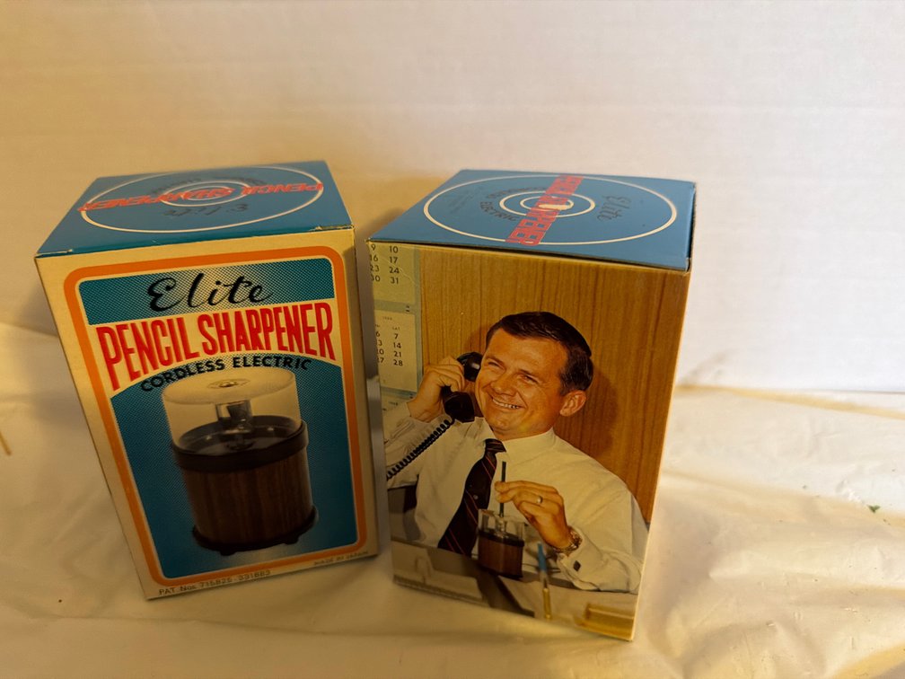 2 Pencil Sharpeners