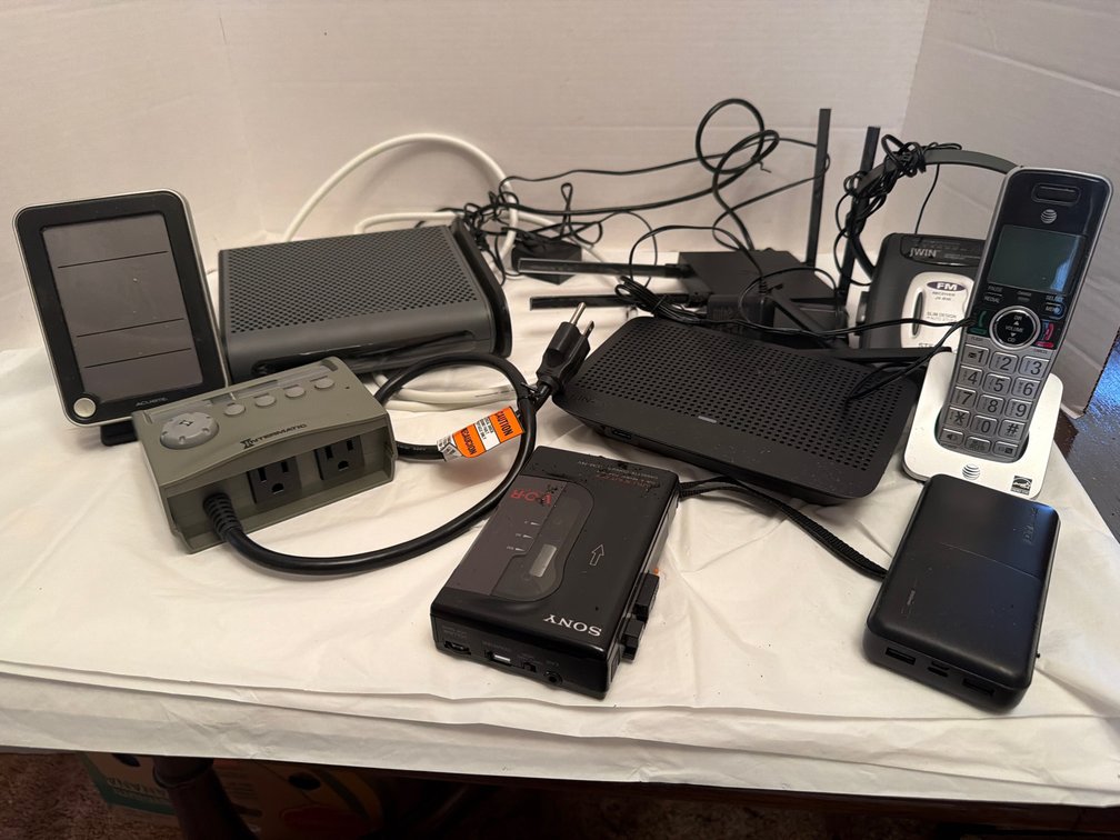 Box Of Eletronics-Walkman, Timer, Radio