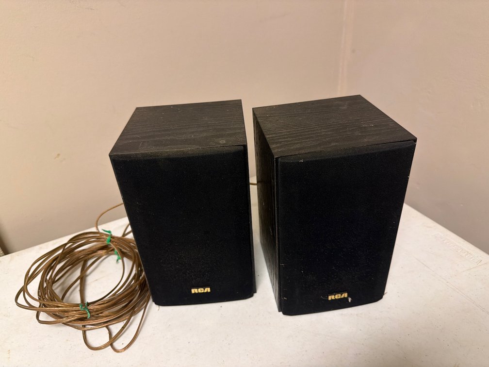 RCA Book Shelf Speakers