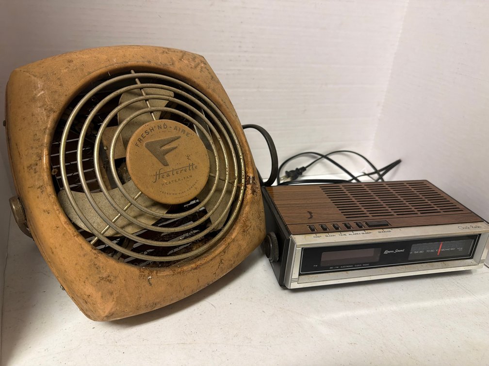 Heatertte Fan And Lennox Radio