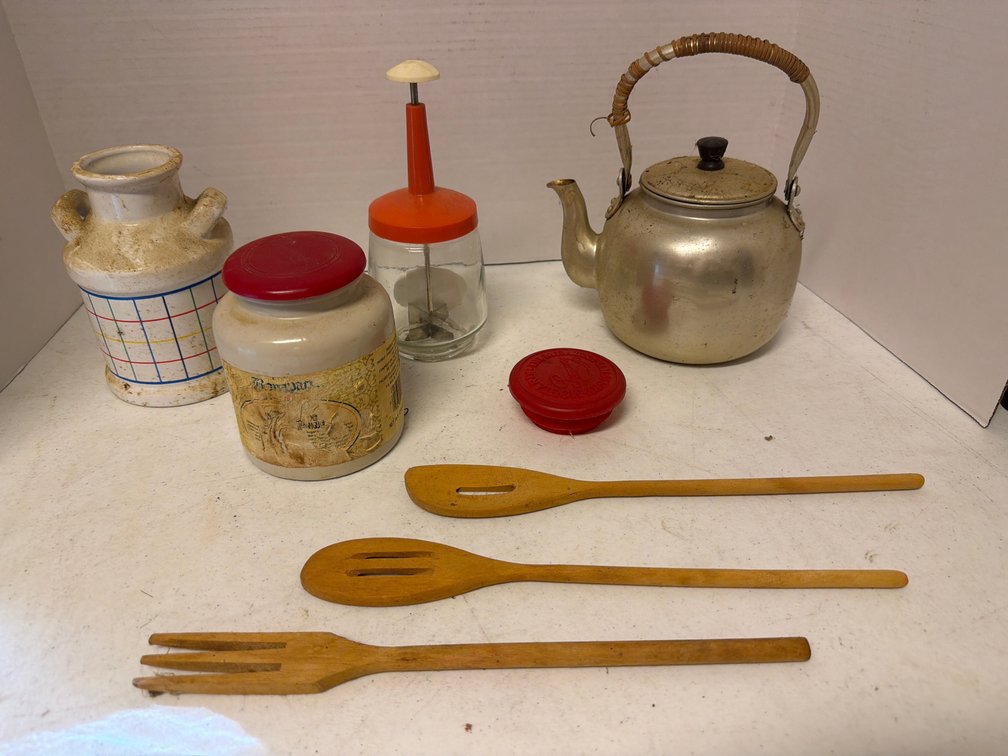 Small Crocks/Tea Pot/Wooden Utensils