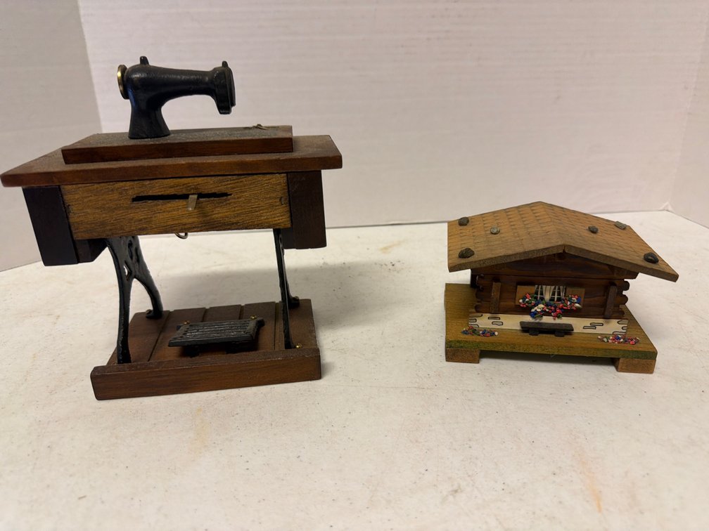 Sewing Machine Music Box,  Other Music Box