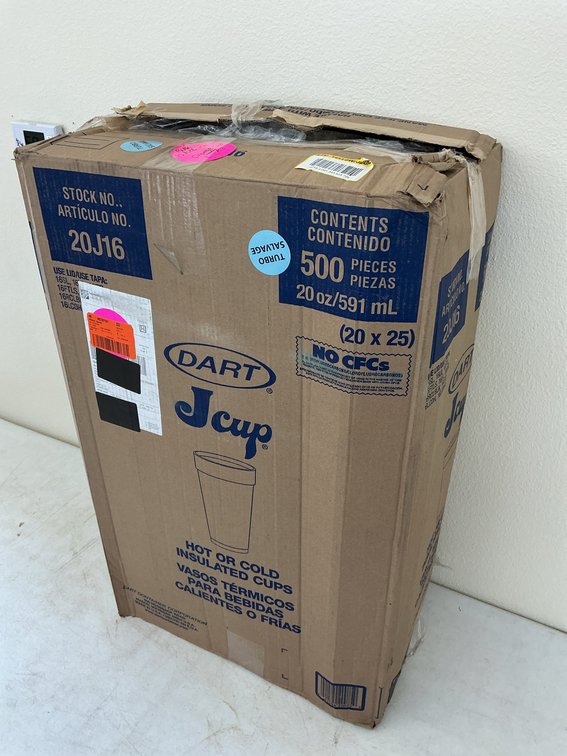 DART 20 oz White Foam Cups (500/case)