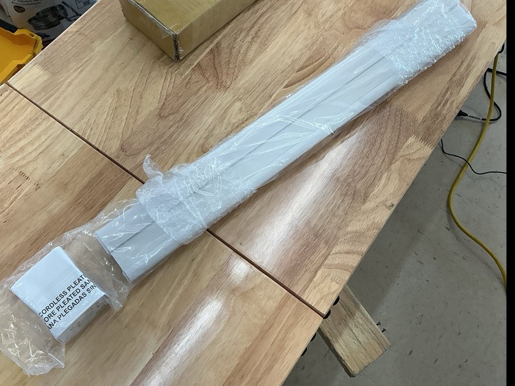 23 inch cordless white blinds