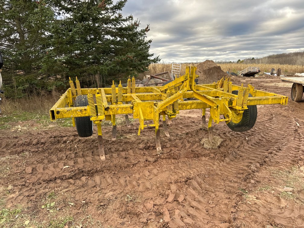 Chisel Plow