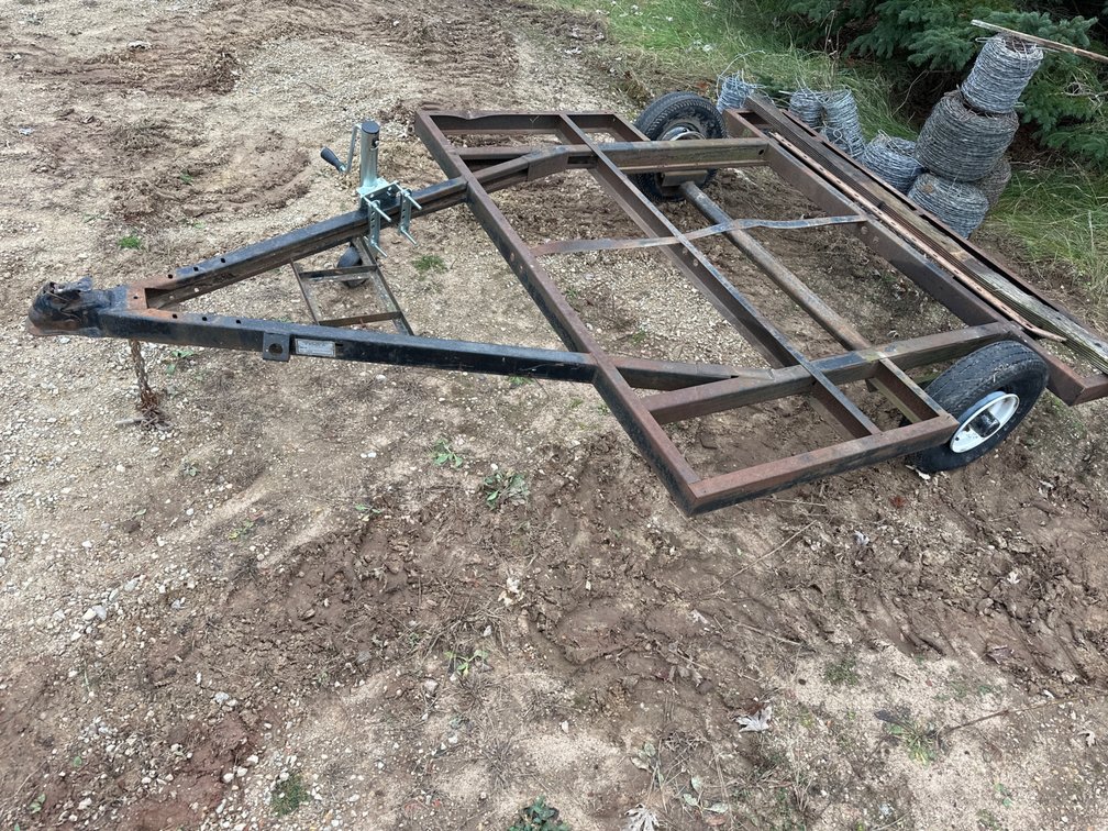 Trailer Frame-No Air in Tires