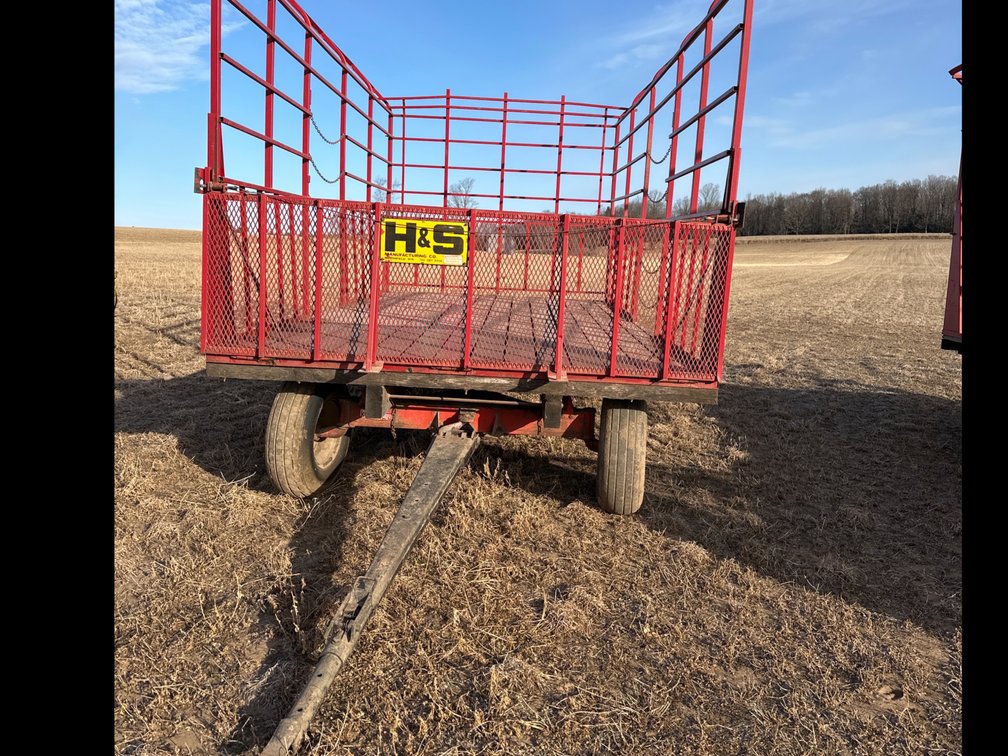 H&S Bale Wagon, Knowles Running Gear-9x18