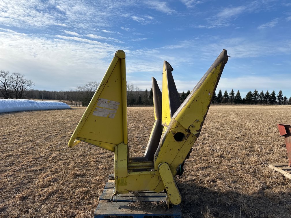 2 Row Wide Corn Head John Deere 