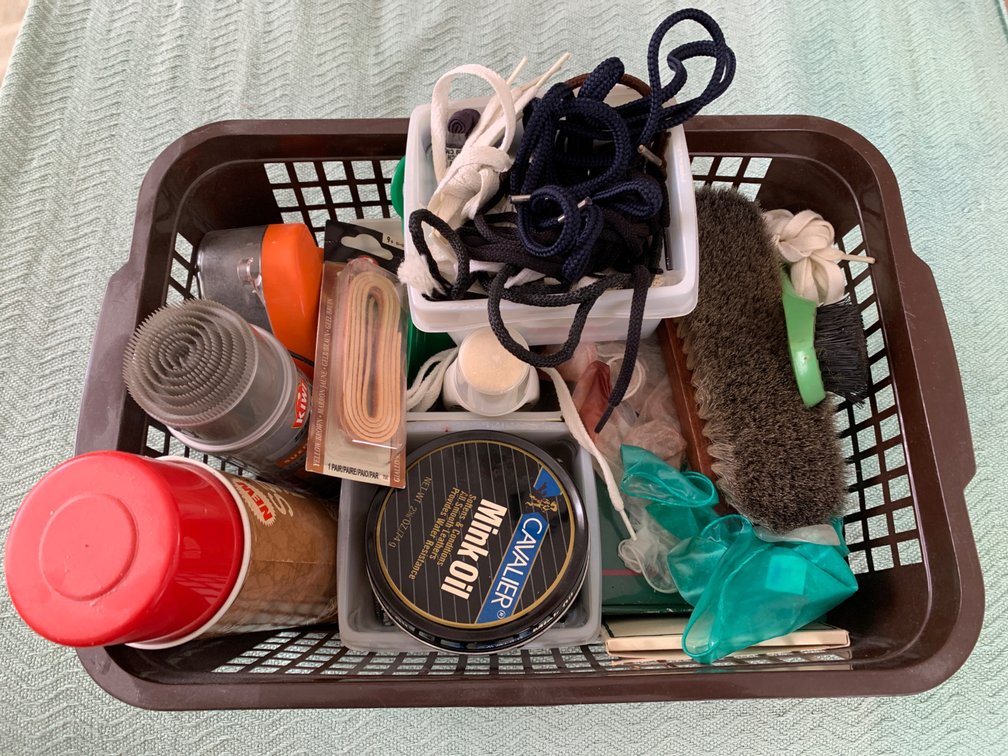 Shoe Polishing Kit