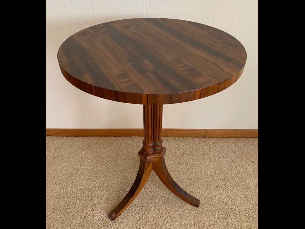 Round End Table Stands 26” Tall
