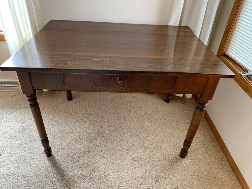 Wooden Desk 29”x 43.5” x 32”