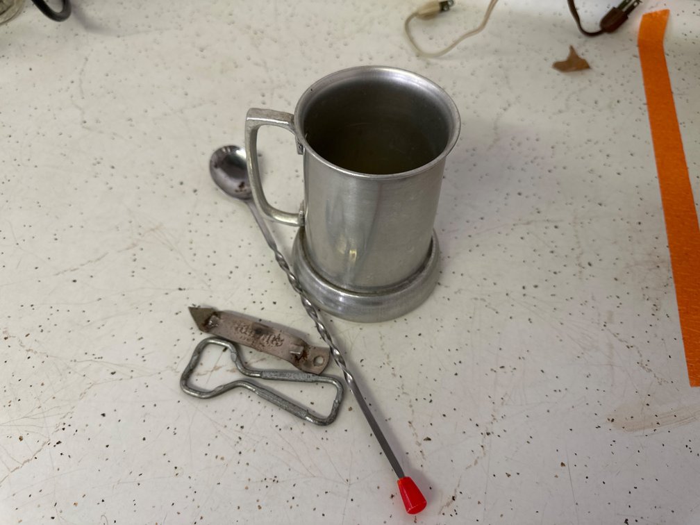 Hamms Can Openers, Mug