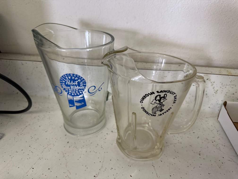 Beer Pitchers-1 Pabst