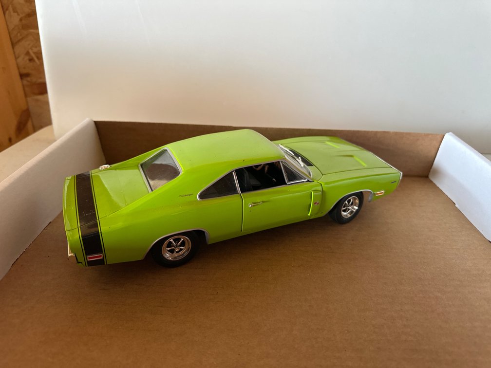 Ertl 1970 Dodge Charger Die Cast Car
