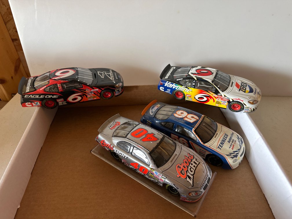 Die Cast Replica Race Cars