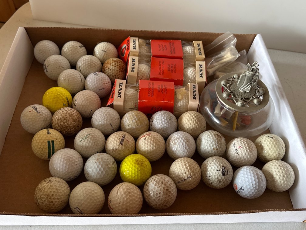 Golf Balls, Tees
