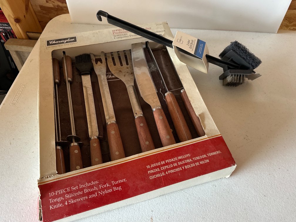 Grill Set and Brush