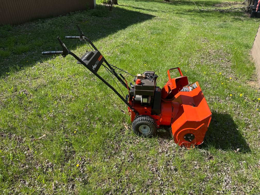 Ariens ST504 Snowblower