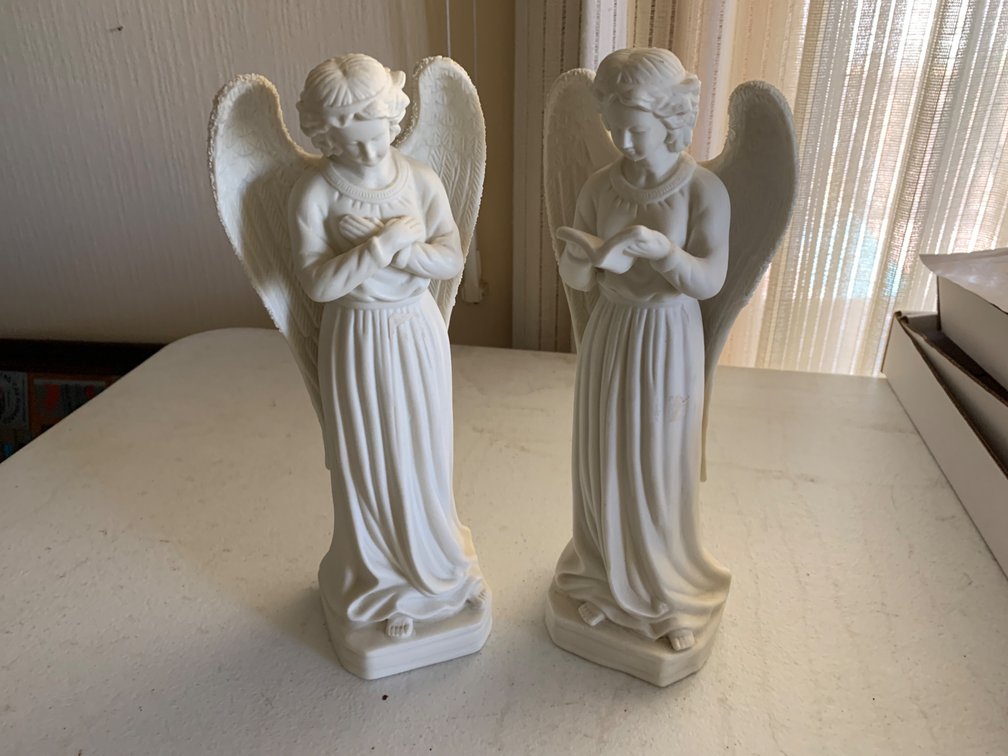 Pair of Angels 11” Tall