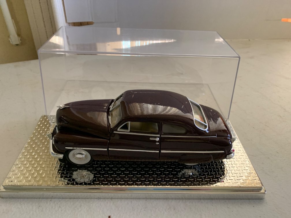 Die Cast Mercury-In Plastic Case