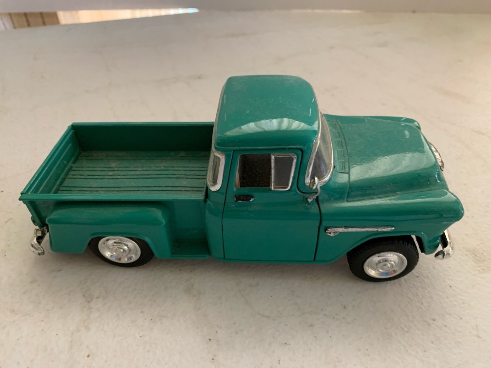 Die Cast 1955 Chevy Stepside 1/24 Scale