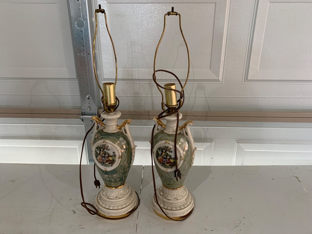 2 Vintage Table Lamps 25” Tall