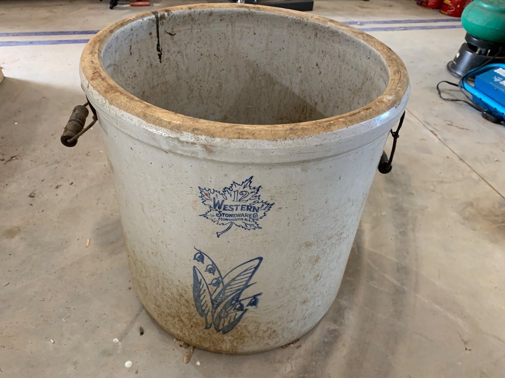 12 Gallon Western Stoneware Crock