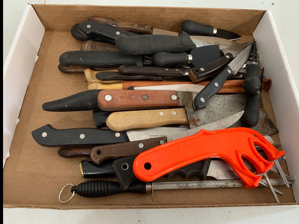 Knives & Sharpeners