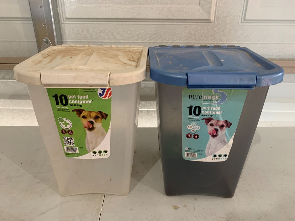Pet Food Containers
