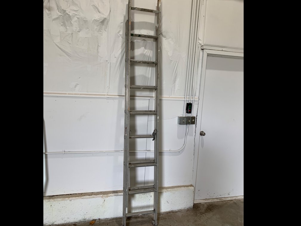 Aluminum Extension Ladder