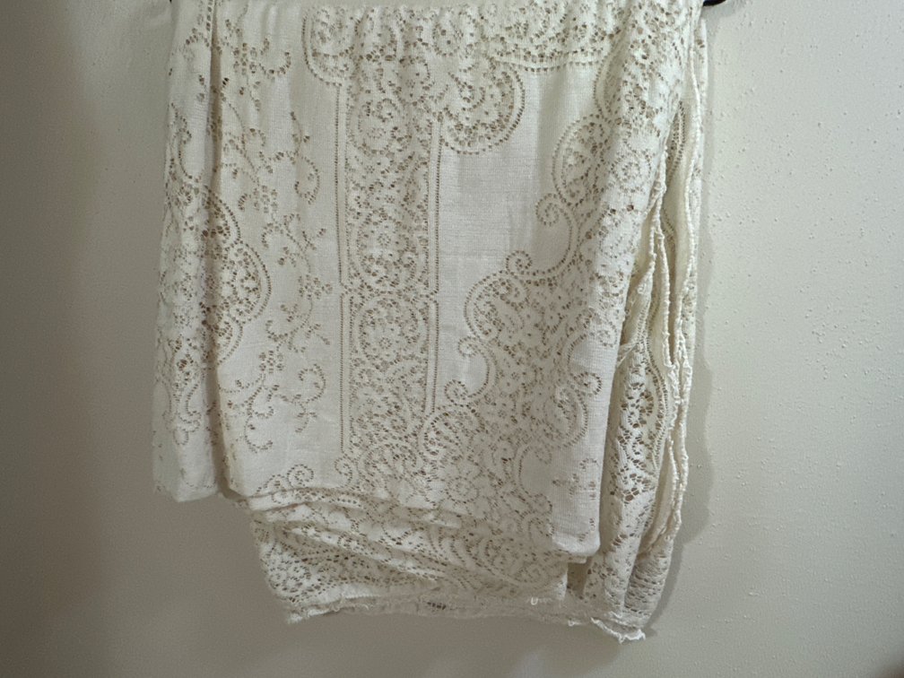 Lace Table Cloth