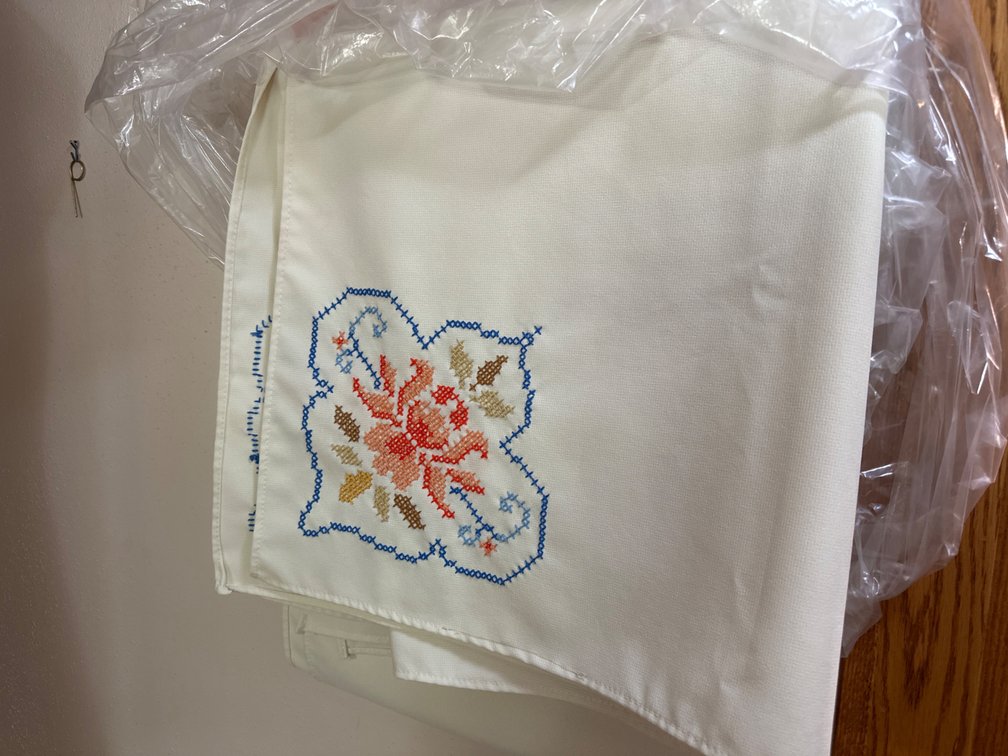Embroidered Table Cloth and Napkins
