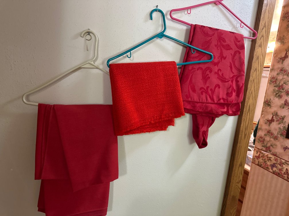 Red Table Cloths
