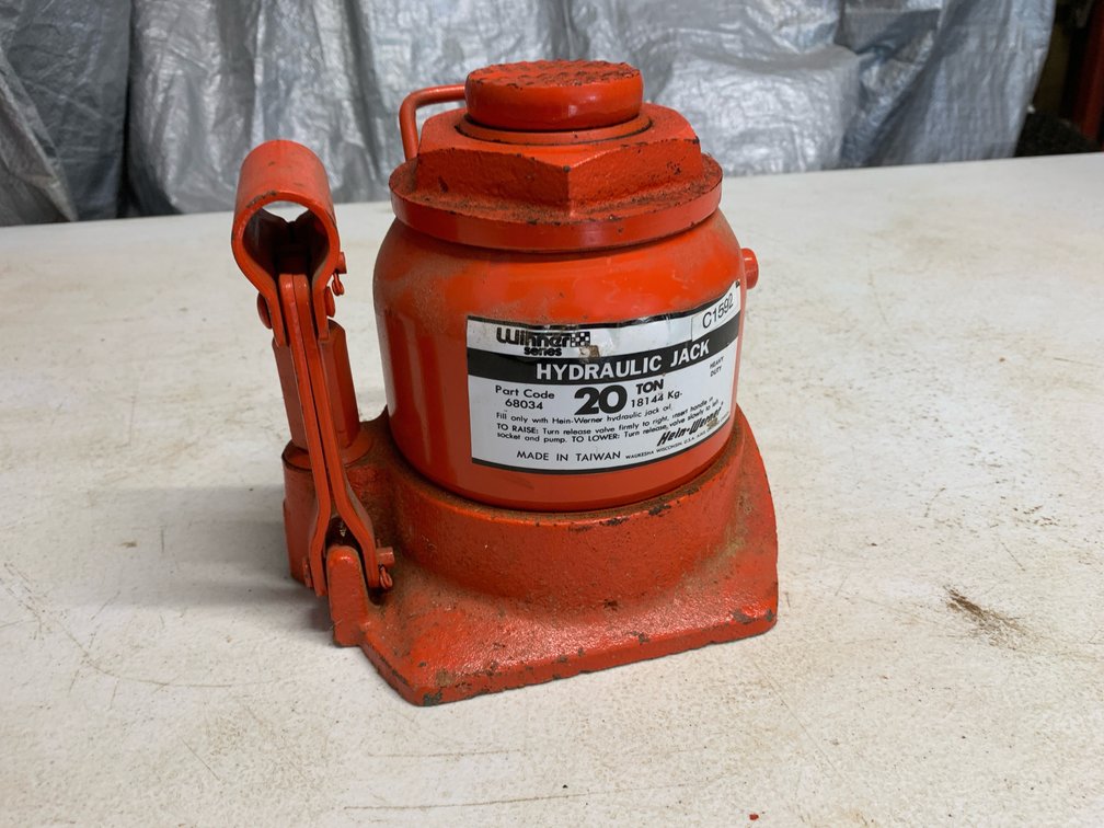 Hein-Werner 20 Ton Hydraulic Jack